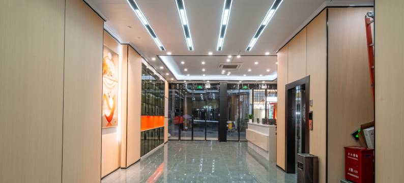 柏悦精品酒店(大化文化广场店)图片