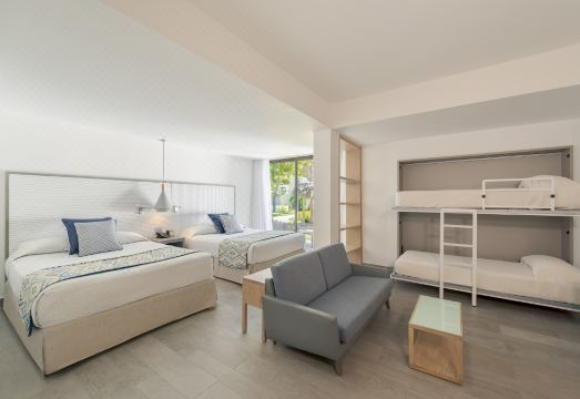 Catalonia Bavaro Hotel Overview