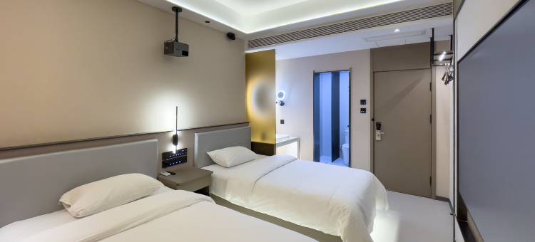 驿家365连锁酒店(新乐美院店)图片