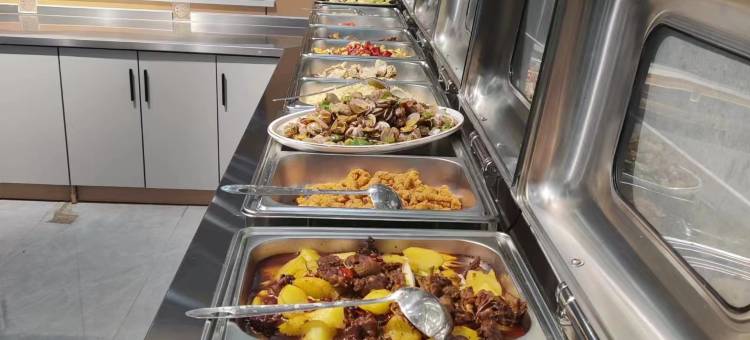 洛浦辉煌假日酒店图片