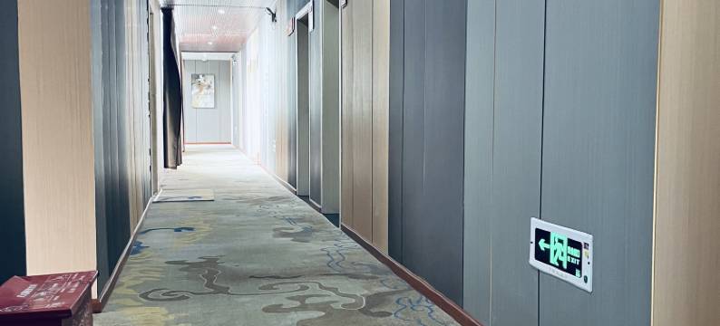 林芝汉臣酒店(客运中心店)图片