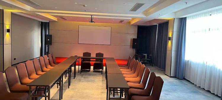 张家港新世汇酒店(沙洲路步行街曼巴特广场店)图片
