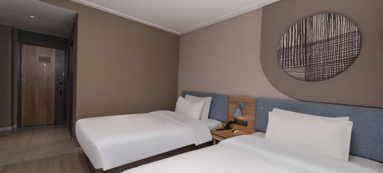 如家酒店neo(东海牛山北路水晶城步行街店)图片