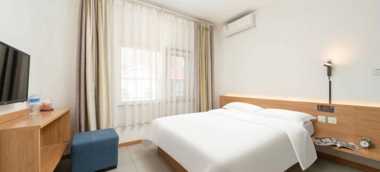 青岛李沧筑美精宿(枣山路地铁站店)图片