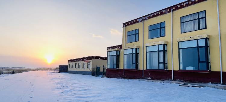 日出湖景民宿图片