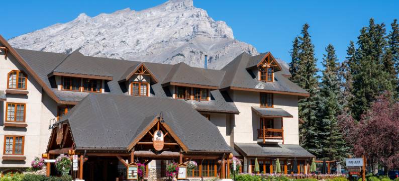 班夫驯鹿水疗小屋(Banff Caribou Lodge and Spa)图片