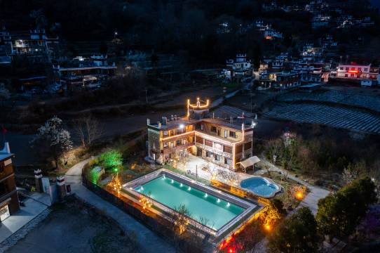 嘉绒倾城民宿(丹巴小巴旺村店)