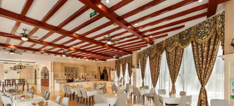 橡树林酒店(金沙天街沙坪坝高铁站店)图片