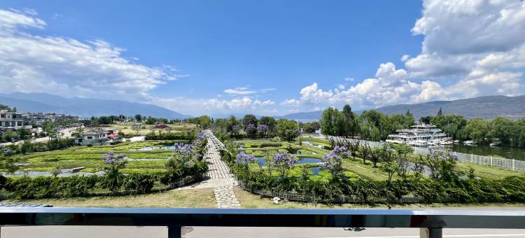 大理一展海景客栈(洱海生态廊道才村码头店)图片