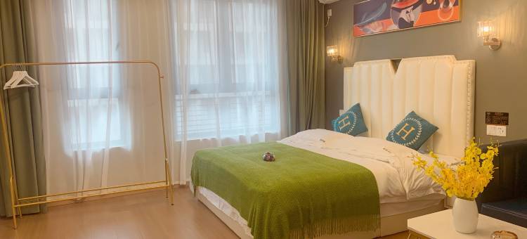 轻奢易家公寓图片