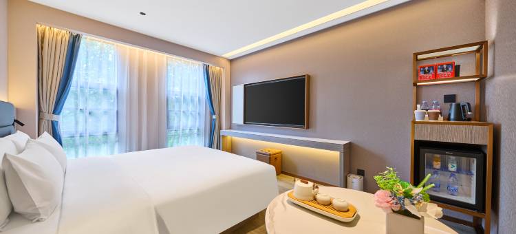 朗丽兹酒店(北京新国展地坛医院店)图片