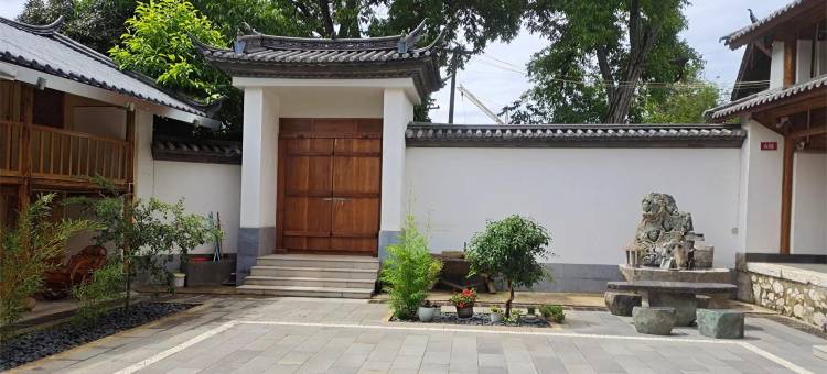 香格里拉雪月民宿图片