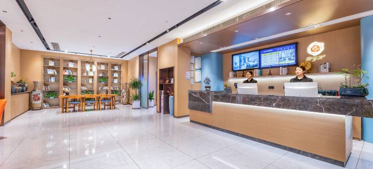 英伦花园酒店图片