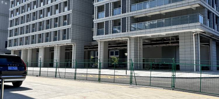 泊逸轻奢公寓(东莞福兴路店)图片