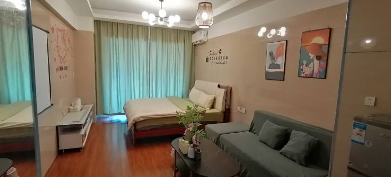 童话树屋民宿图片