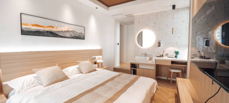 肃州区果丹皮民宿(酒泉万达广场店)图片