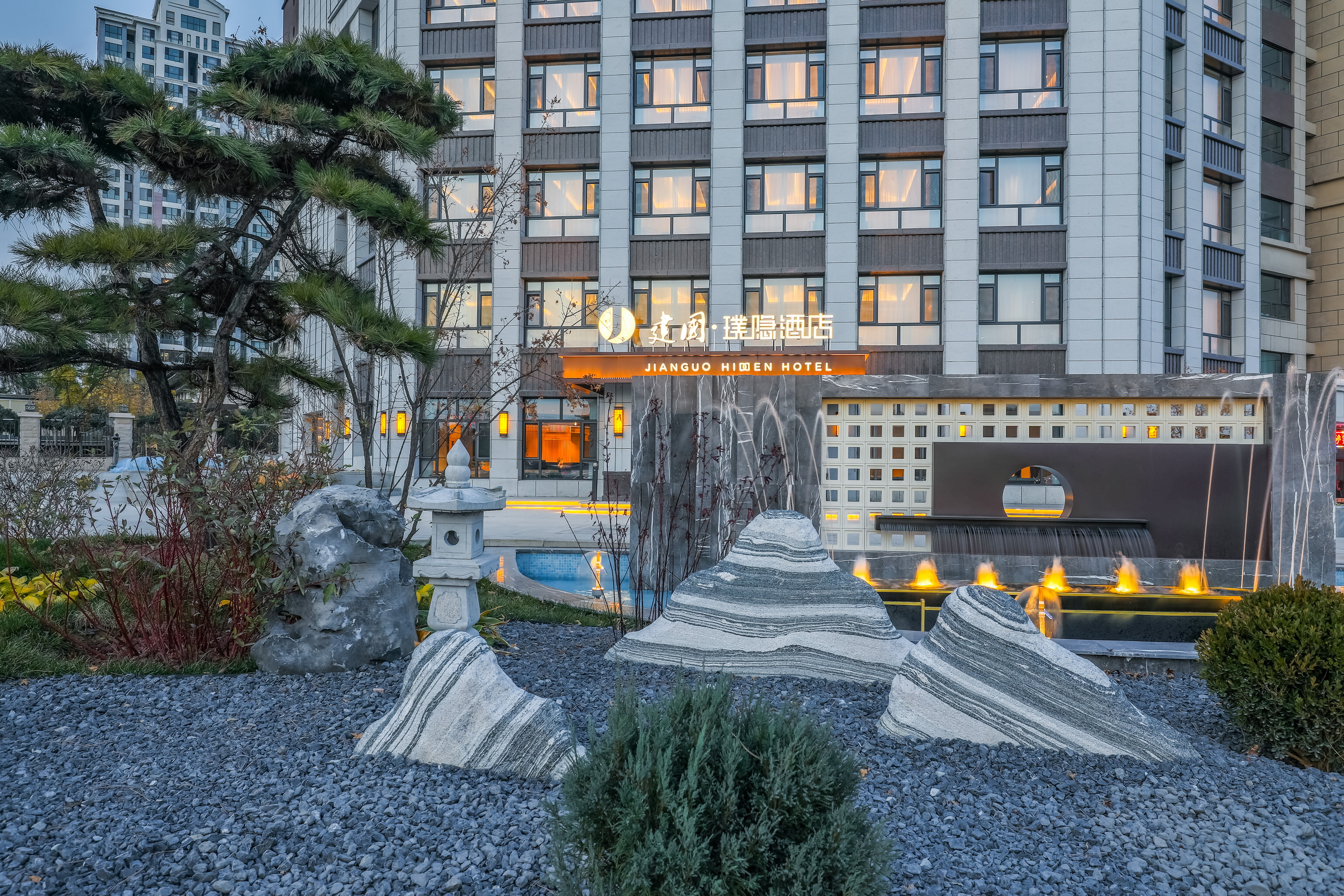 Hidden hotelOver view