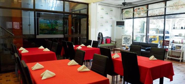 红多兹酒店-近玛丽巴格巴兰戈大厅(RedDoorz near Maribago Barangay Hall)图片