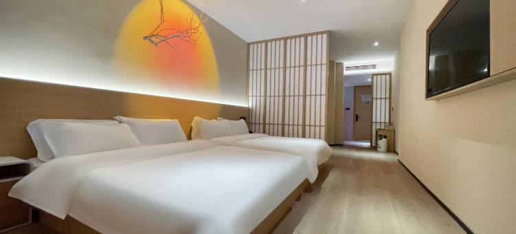 龙猫精灵酒店(常州春秋淹城武进高铁站店)图片