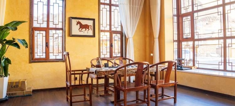 夏河嘎顿庄园图片