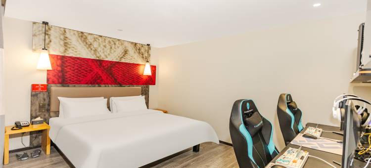 雷神电竞酒店(无锡太湖广场地铁站店)图片