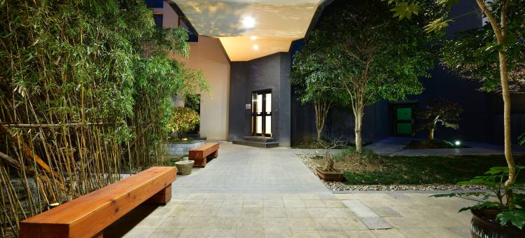 启东中心美居酒店图片