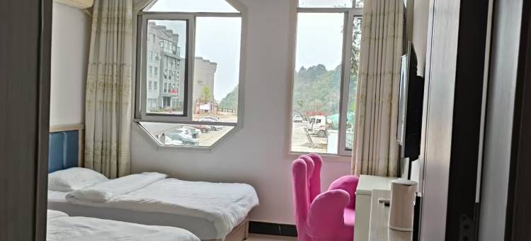 麻城艳阳天农家客栈图片