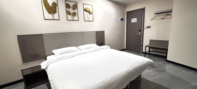 贝壳酒店(青岛啤酒街台东地铁站店)图片