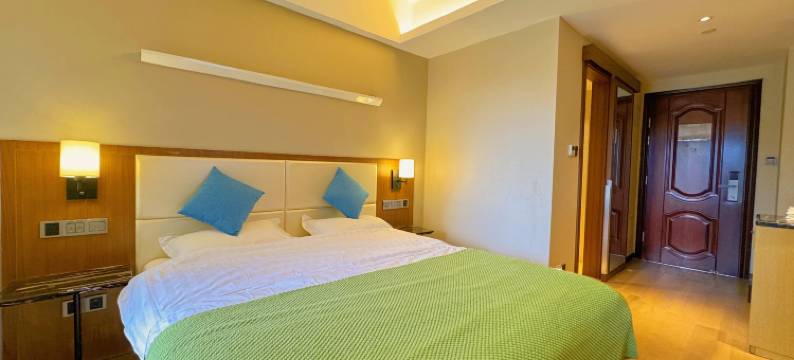 格莱美假日酒店(肇庆东站鼎湖山风景区店)图片