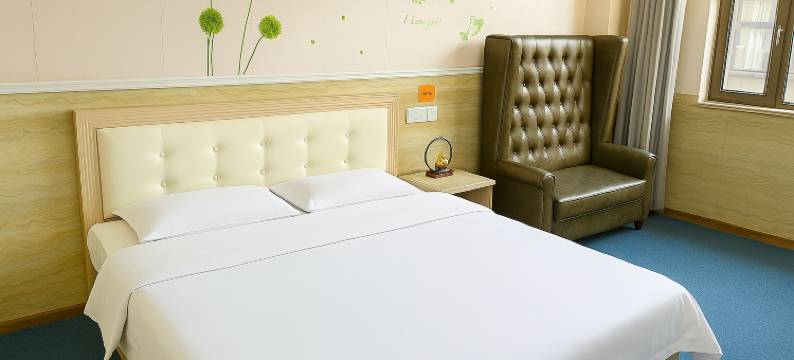 连江汀枫假日酒店(贵安欢乐水世界店)图片