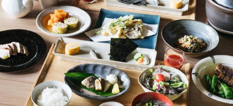 水面(Minamo)图片