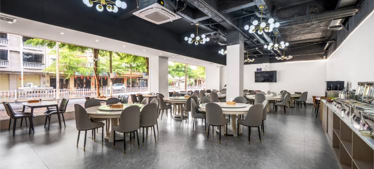 维也纳3好酒店(肇庆市鼎湖山站店)图片