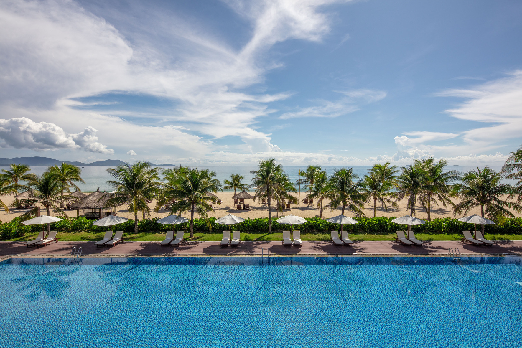 Melia Vinpearl Cam Ranh Beach ResortHotel Overview