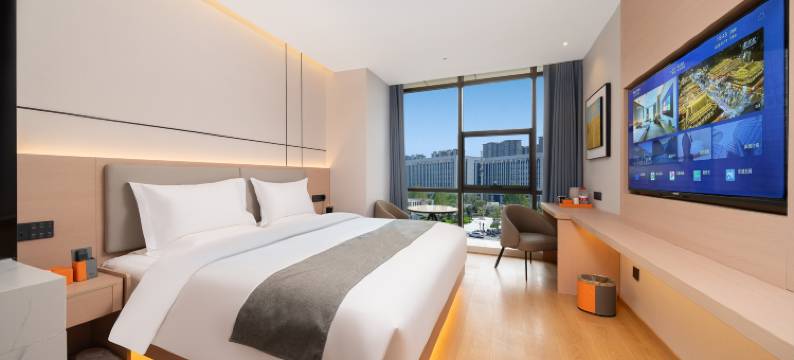 逸云酒店(老城根Gpark景曜门地铁站店)图片