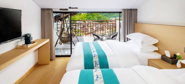 凤凰古色观景民宿(凤凰古城南华大桥店)图片