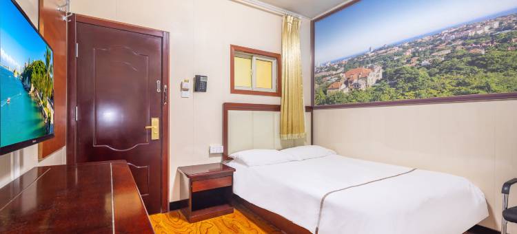 欧译家精品酒店(青岛栈桥火车站店)图片