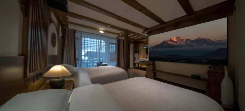 嘉央仓古·Shangri-La丨智能供氧暖轻奢度假美宿(独克宗古城店)图片