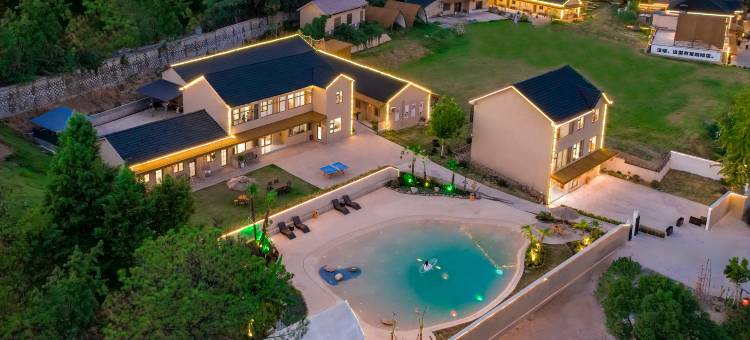 安吉泥巴院NIBA·草坪咖啡·泥筑休闲艺宿图片