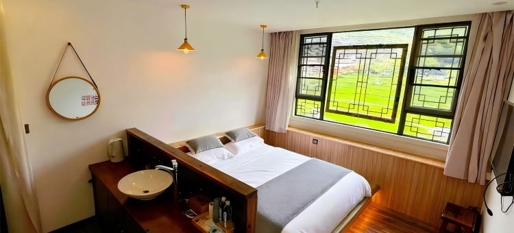 西江田眠轻奢民宿(西江千户苗寨一号风雨桥店)图片