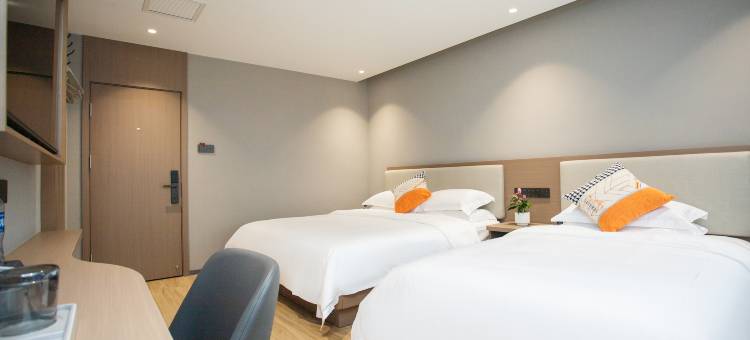 云栖·雅舍酒店(长春伪满皇宫火车站店)图片