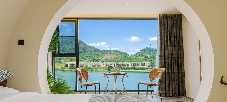观澜·LIVE江景湖畔(东江湖景区店)图片
