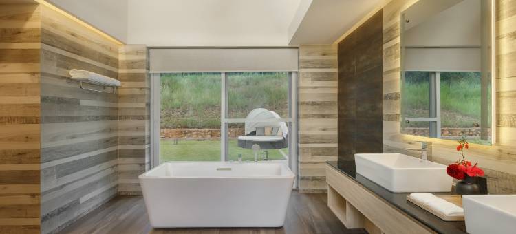 博卡拉的喜马拉雅隐居度假村，凯悦臻选(Himalayan Hideaway Resort Pokhara, The Centara Collection)图片