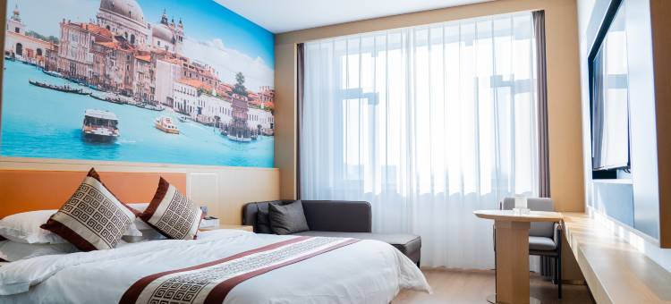 东鹏假日酒店图片