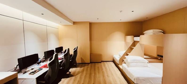 问界电竞酒店(开来欣悦购物广场店)图片