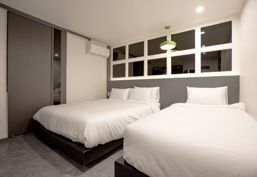 LuceHotel Hotel Overview