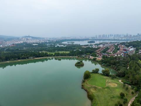 弥勒湖泉水乡浩枫温德姆温泉酒店图片
