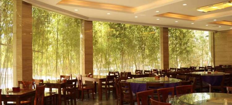 红珊瑚酒店(日照海滨国家森林公园店)图片
