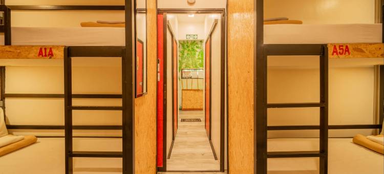 100 咖啡摩托旅舍(100% Cafe Moto Hostel)图片