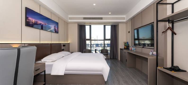 游良电竞酒店(南充不夜城店)图片