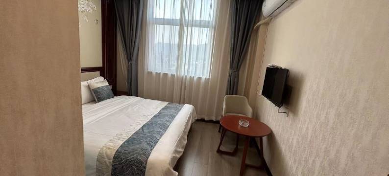 乔元精品酒店图片